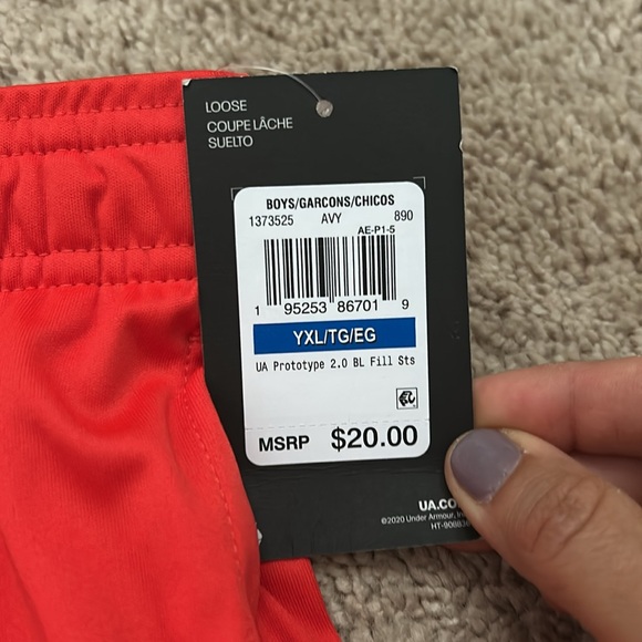 Under Armour boys size xl Red Athletic Shorts Lightweight Moisture-Wicking nwt - Picture 2 of 4